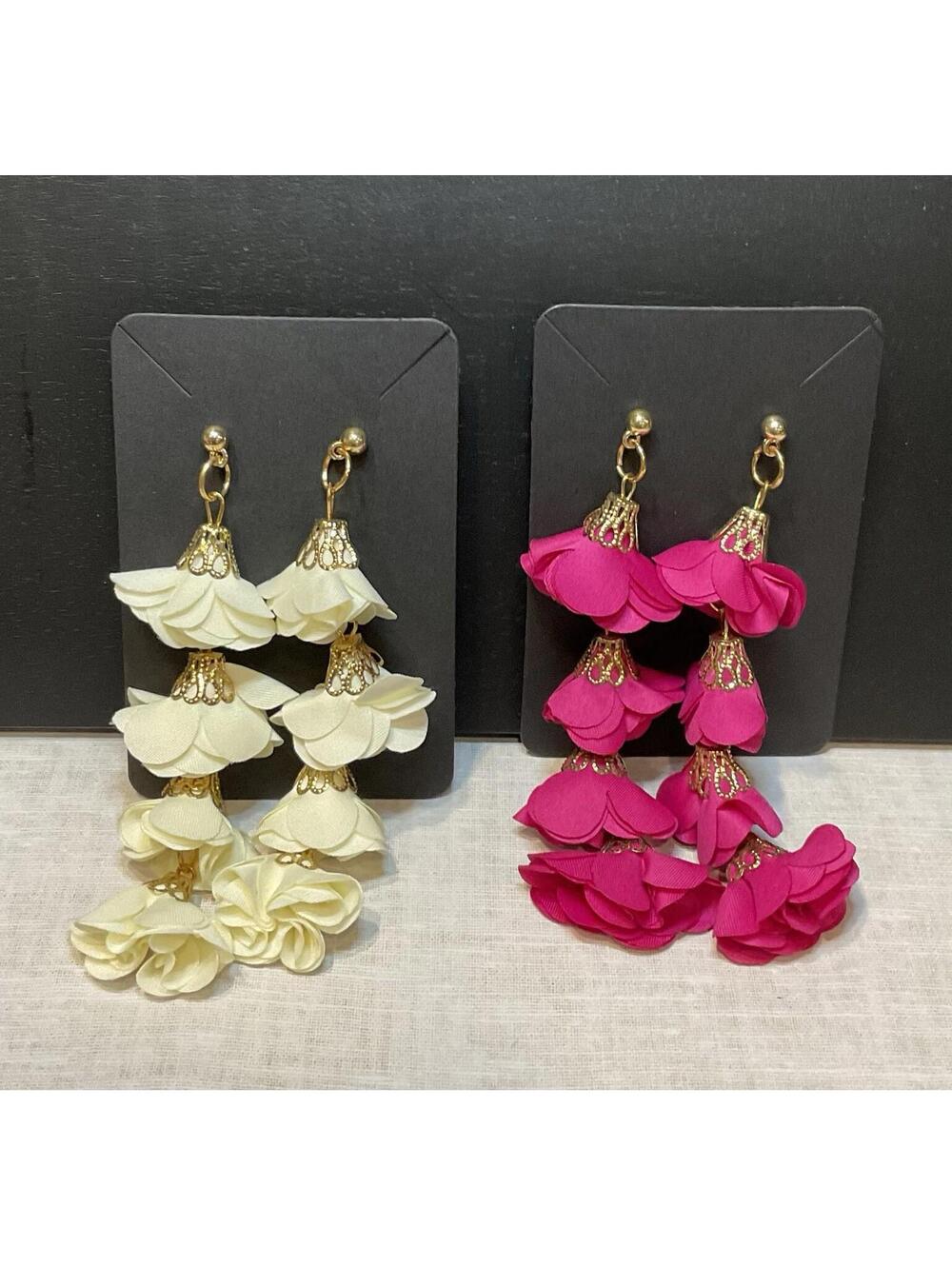 NWT 2 Pairs Cloth Flower Dangle Earrings Item #506 & #507
